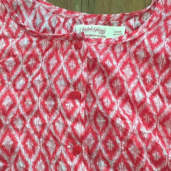 Faded Glory red and white button down tank top - Picture 2 of 4